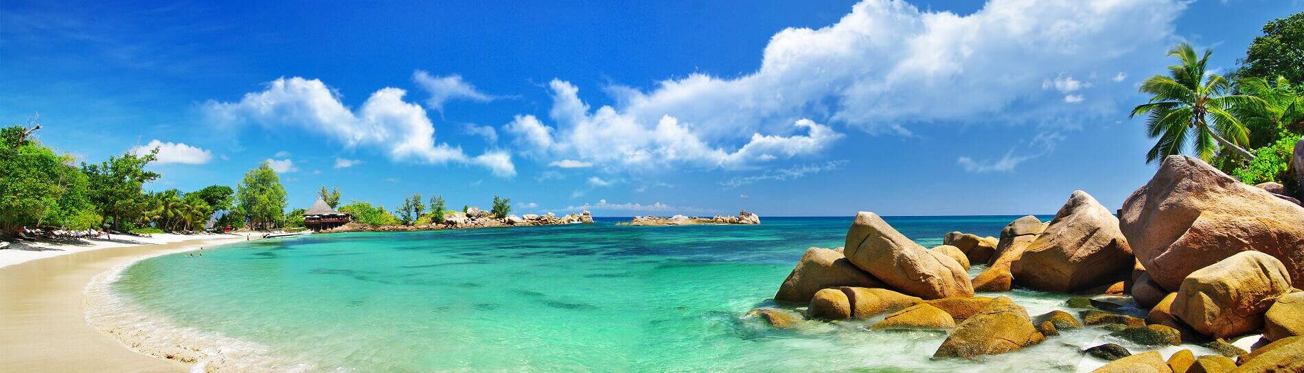 Traumhafte Strände & kristallklares Wasser: Inselhüpfen auf den Seychellen