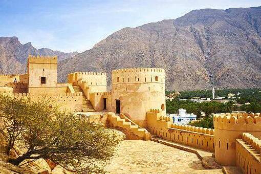 Entdecken Sie das faszinierende Reiseziel Oman: Ein Land voller Schönheit und Kultur