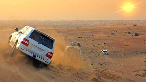 Die schönsten Sehenswürdigkeiten der arabischen Wüste – Abu Dhabi Wüstensafari.