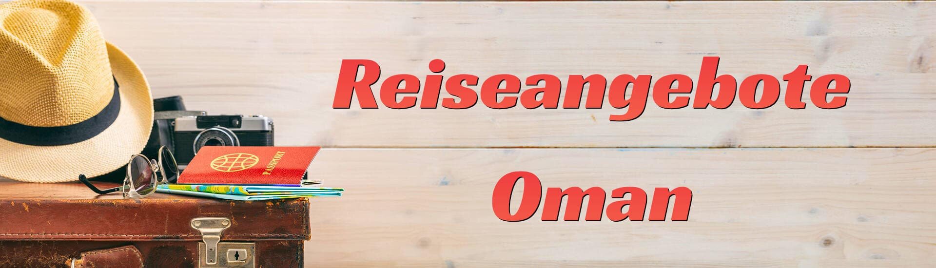 Atemberaubende Landschaft des Omans mit Sanddünen und Bergen