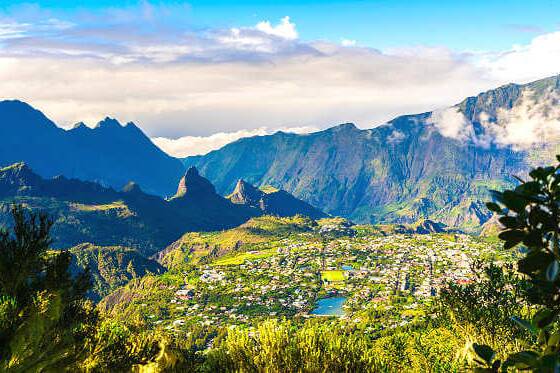 Reisepakete Réunion mit Flug und Hotel buchen