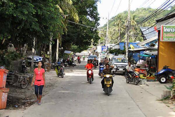 Mae Hat ist ein kleines Dorf auf der Insel Koh Tao