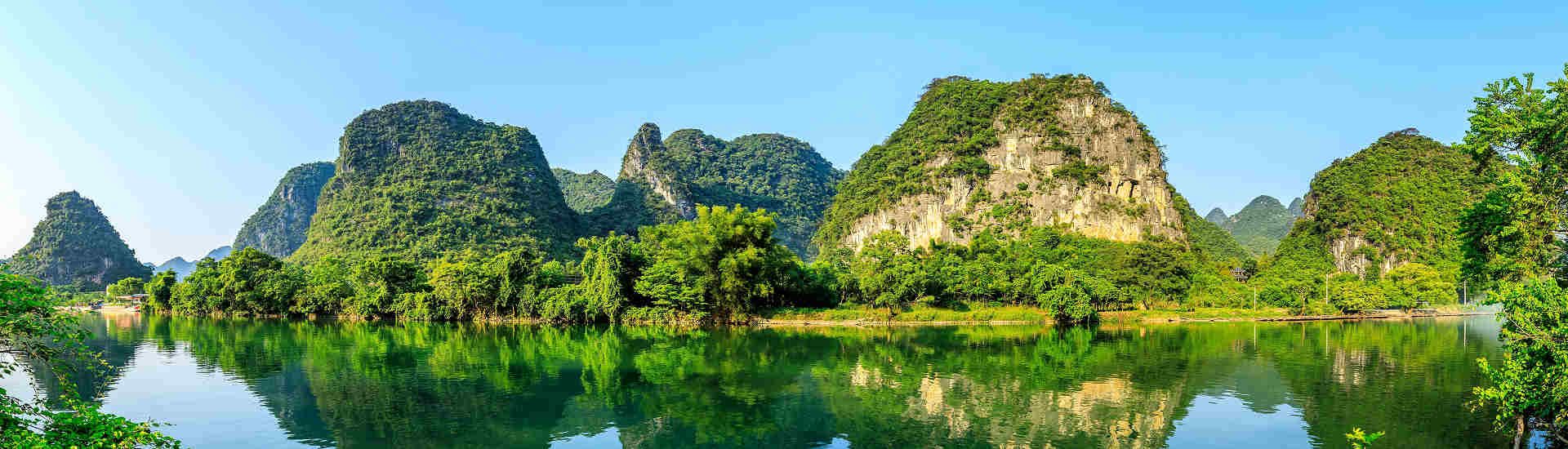 Bild von einer atemberaubenden Reise entlang des Li Flusses in China
