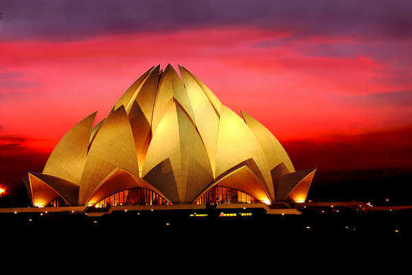 Bahai Lotus Tempel in Form einer gigantischen Lotosblume