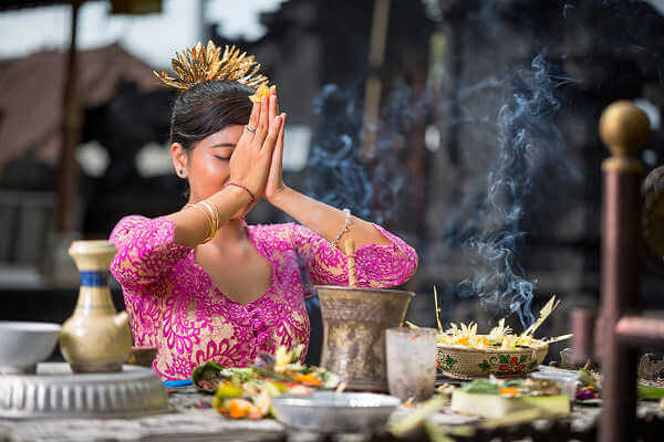 Opferfest im Tempel Pura Kehen auf Bali