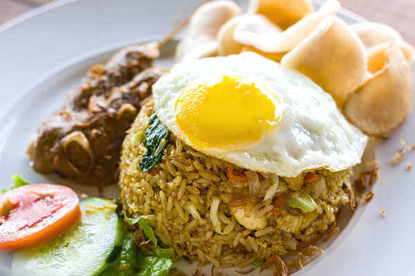 Nasi Goreng das indonesische Nationalgericht