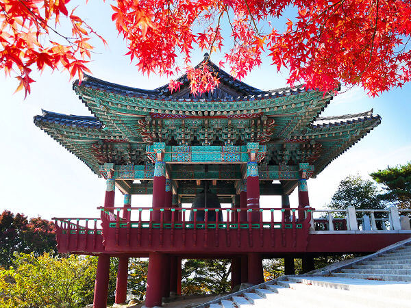 Gyeongju die frühere Hauptstadt mit vielen historischen Stätten.