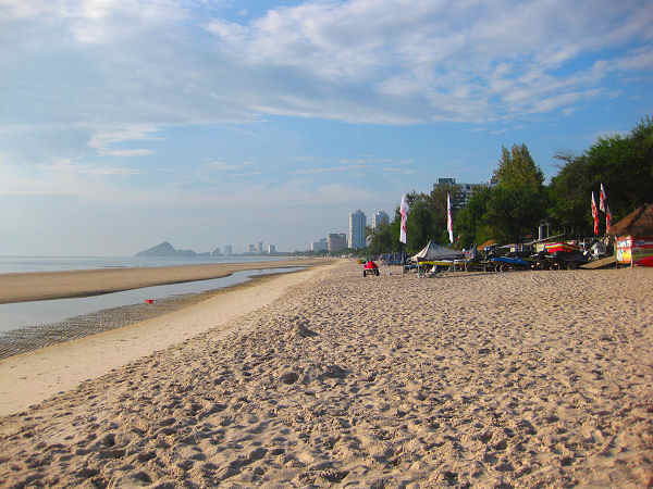 Besuchen Sie den schönsten Strand in Hua Hin und erleben Sie unvergessliche Momente