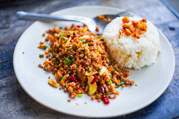 Schnell und einfach zuzubereitet – Pad Krapow Moo