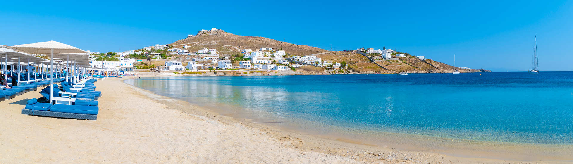 Griechenland Urlaub – Entspanne am Elia Beach auf Mykonos Elia Beach auf Mykonos – Traumstrand für deinen Griechenland Urlaub