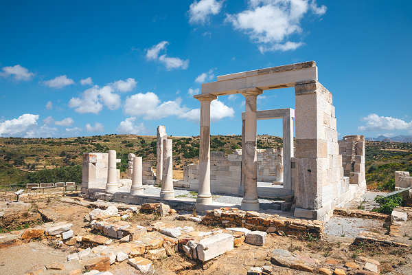 Tempel von Demeter – Historische Sehenswürdigkeit auf Naxos Tempel von Demeter auf Naxos – Antike Stätte